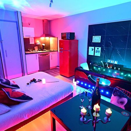 Grand Studio Biscarrosse Plage Une Nuit A 2 Avec Sauna Luxe, Balneo, Ocean Rien Que Pour Vous Luaran gambar