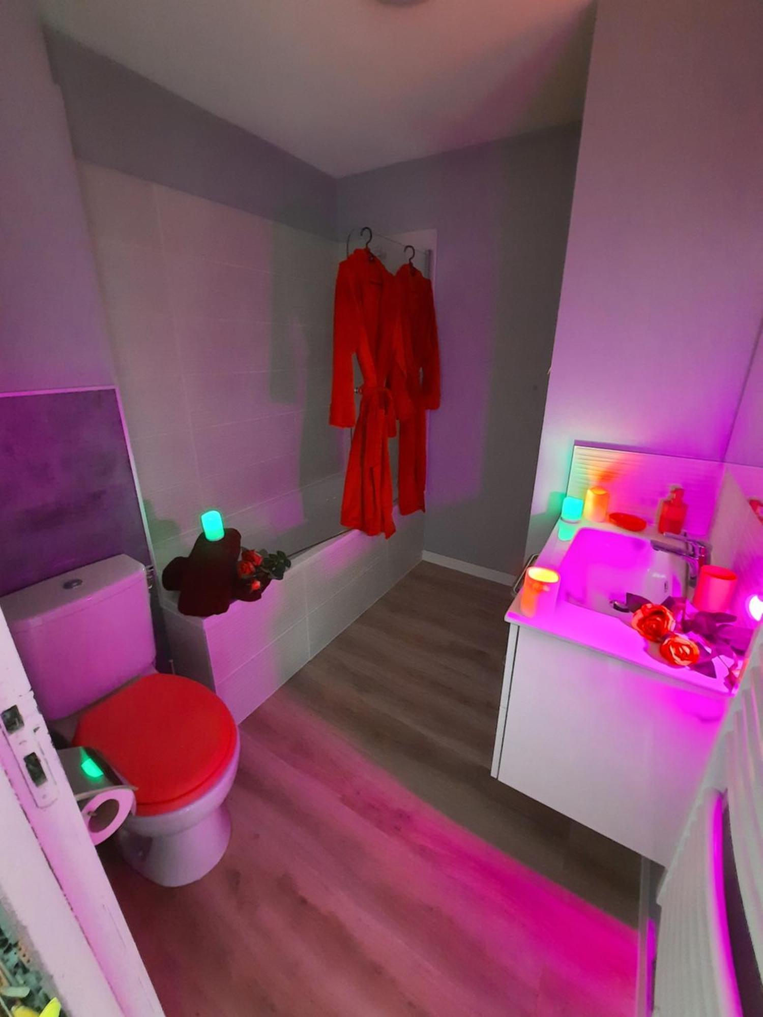 Grand Studio Biscarrosse Plage Une Nuit A 2 Avec Sauna Luxe, Balneo, Ocean Rien Que Pour Vous Luaran gambar