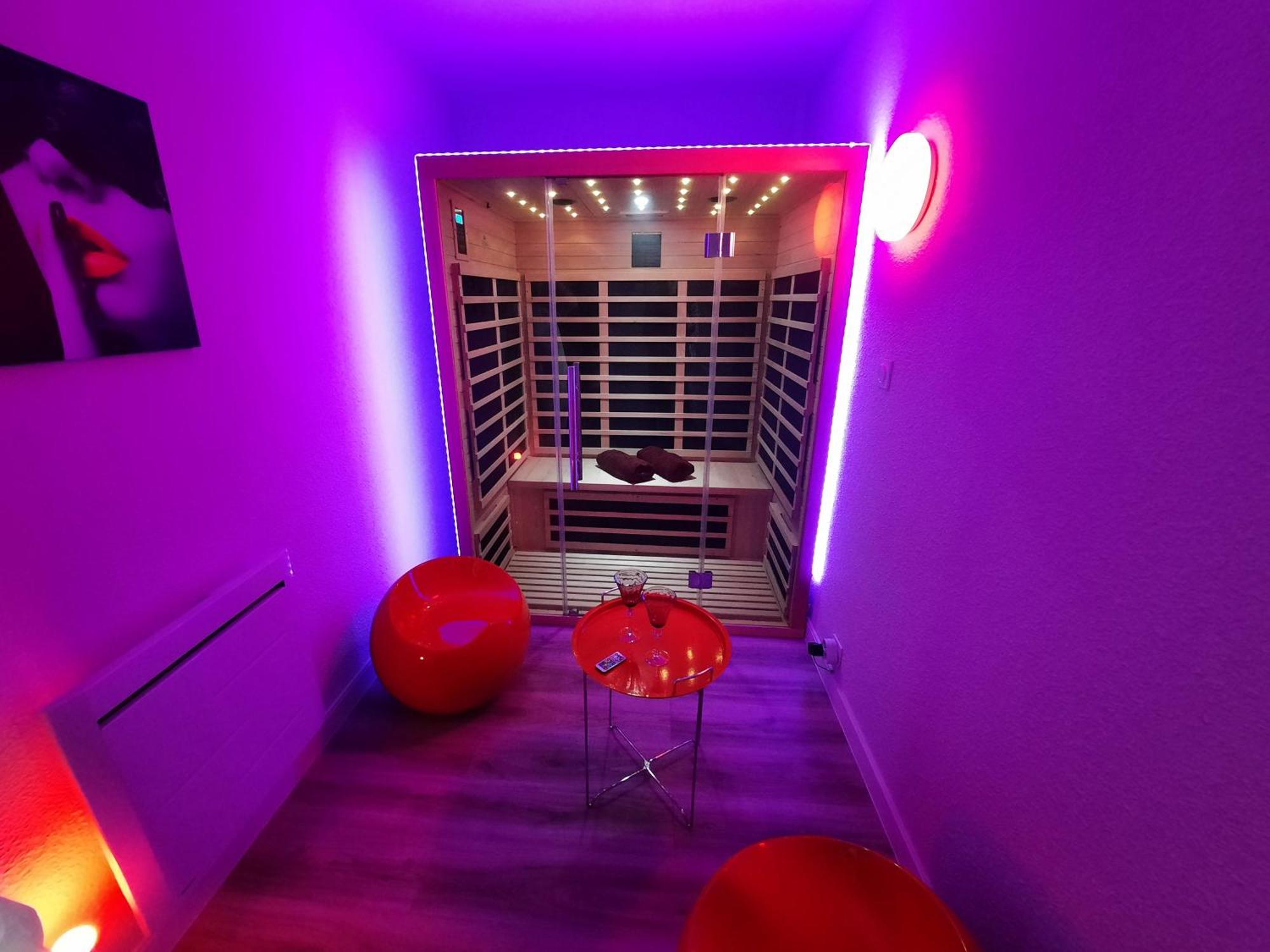 Grand Studio Biscarrosse Plage Une Nuit A 2 Avec Sauna Luxe, Balneo, Ocean Rien Que Pour Vous Luaran gambar