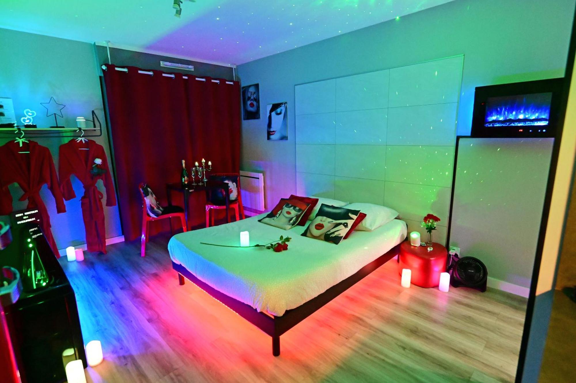 Grand Studio Biscarrosse Plage Une Nuit A 2 Avec Sauna Luxe, Balneo, Ocean Rien Que Pour Vous Luaran gambar